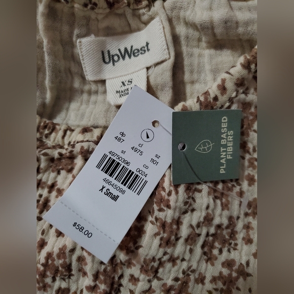 NWT Cinched Hem Coastal Cotton Top Size X-Small in Mountain Floral by UpWest - Picture 13 of 13
